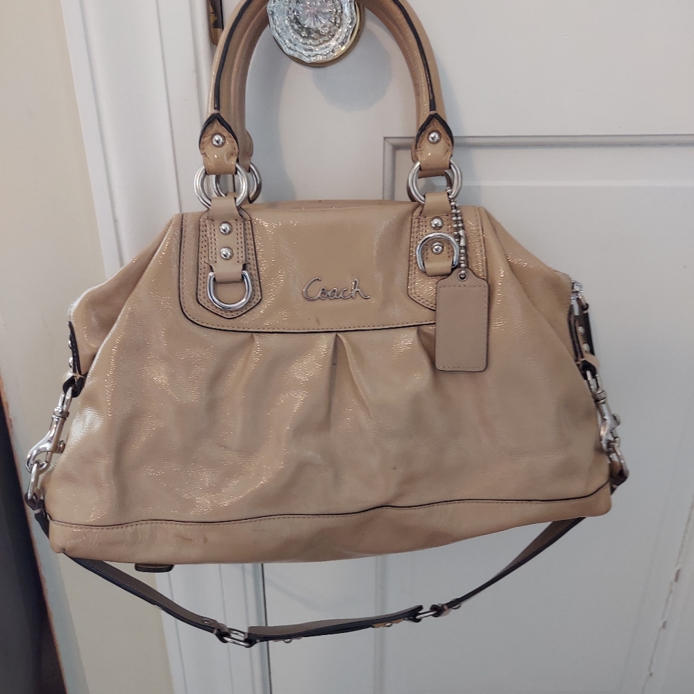 COACH M1149 F15454 Camel Shoulder Bag 2-WAY Ashley Patent Leather Satchel